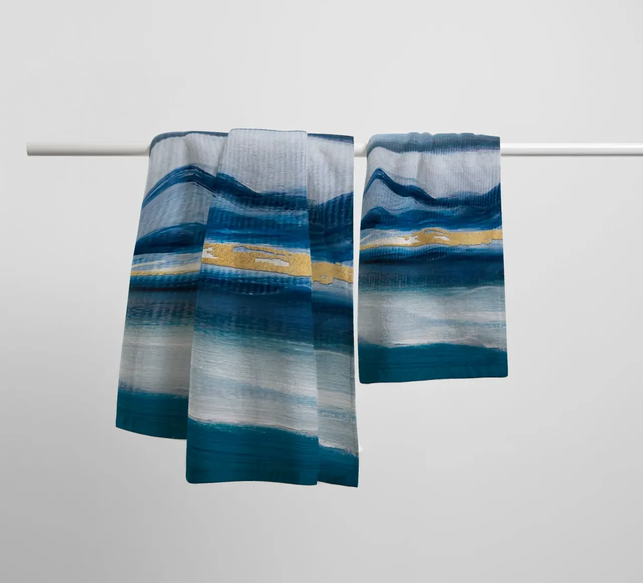 Blue Abstract Texture Waves asciugamano da bagno da vintageshop