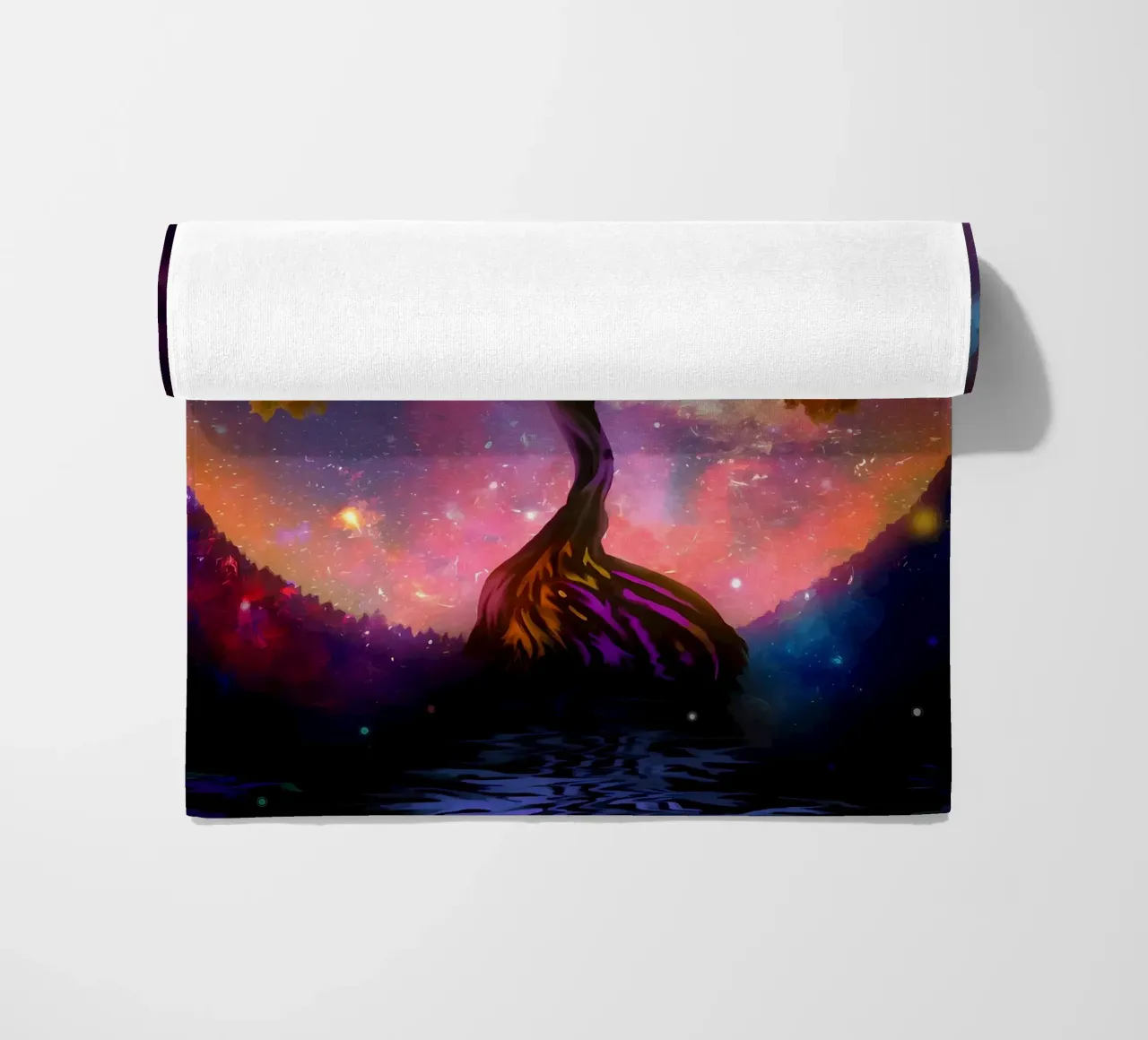 albero cielo notturno cosmico telo mare da Jennifer R Spyhalski