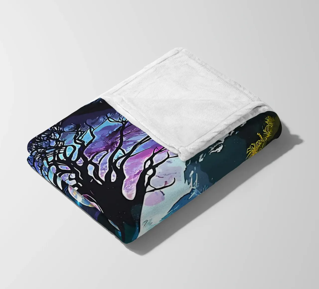 albero acqua riflessione coperta in pile da Jennifer R Spyhalski