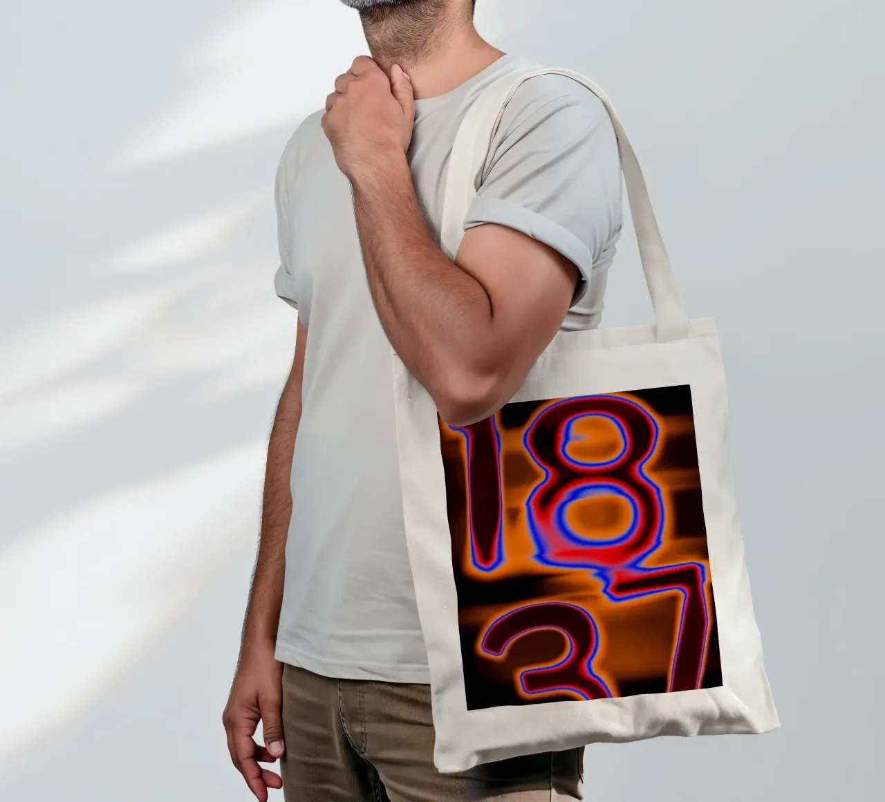 1837 in fusione cromatica - Calore incandescente borsa in juta da Sarah Mauriaucourt