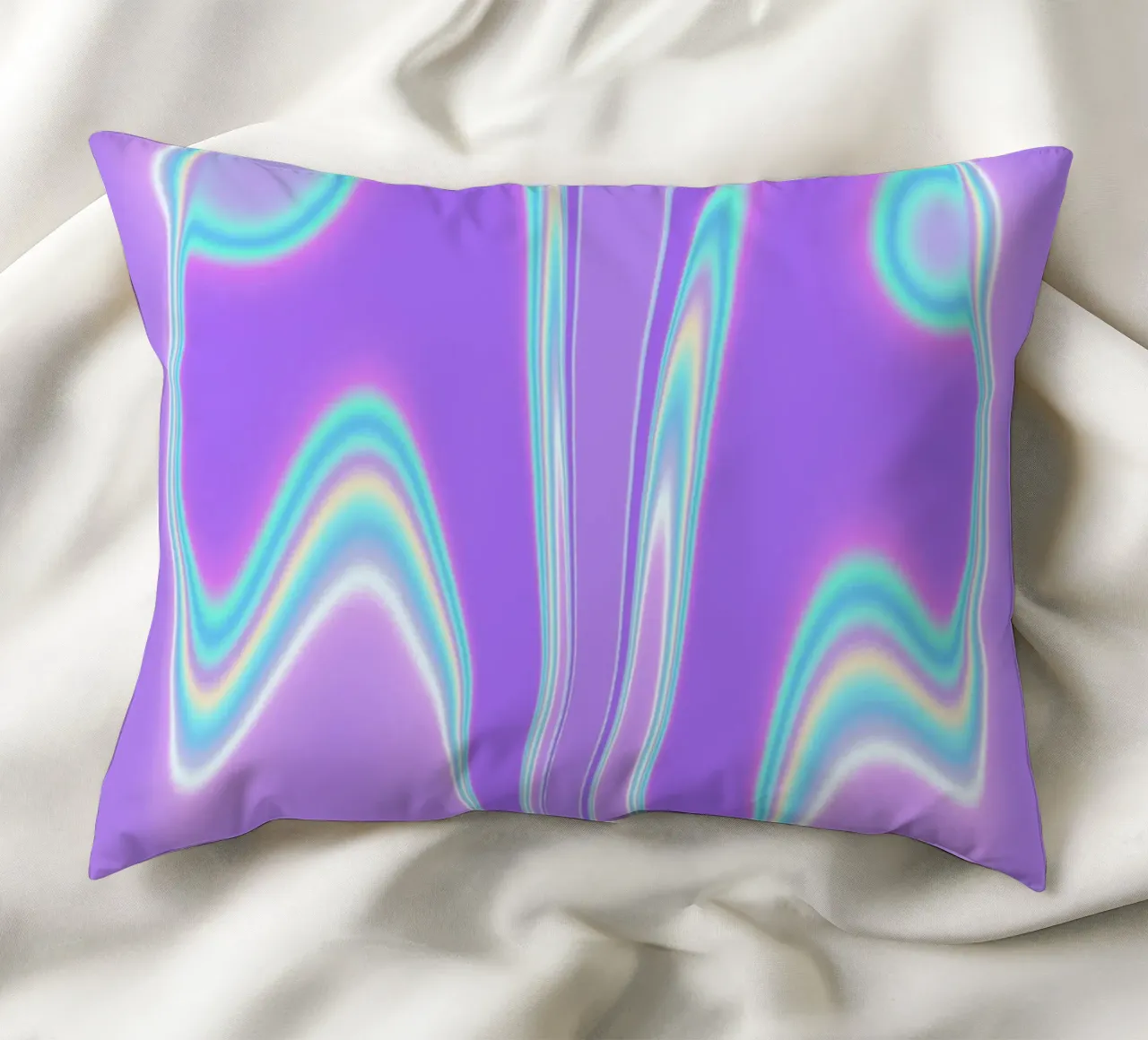 Forme a specchio in una luce iridescente cuscino da Sarah Mauriaucourt