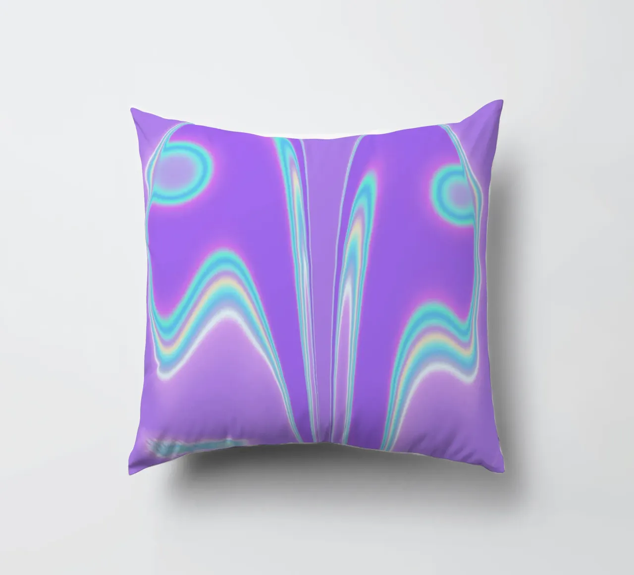 Forme a specchio in una luce iridescente cuscino da Sarah Mauriaucourt