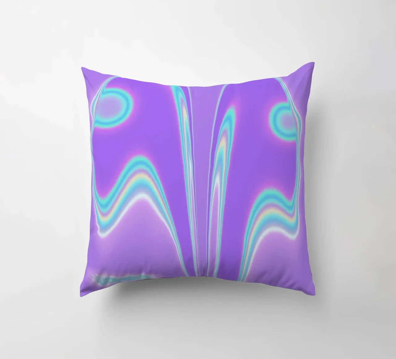 Forme a specchio in una luce iridescente cuscino da Sarah Mauriaucourt