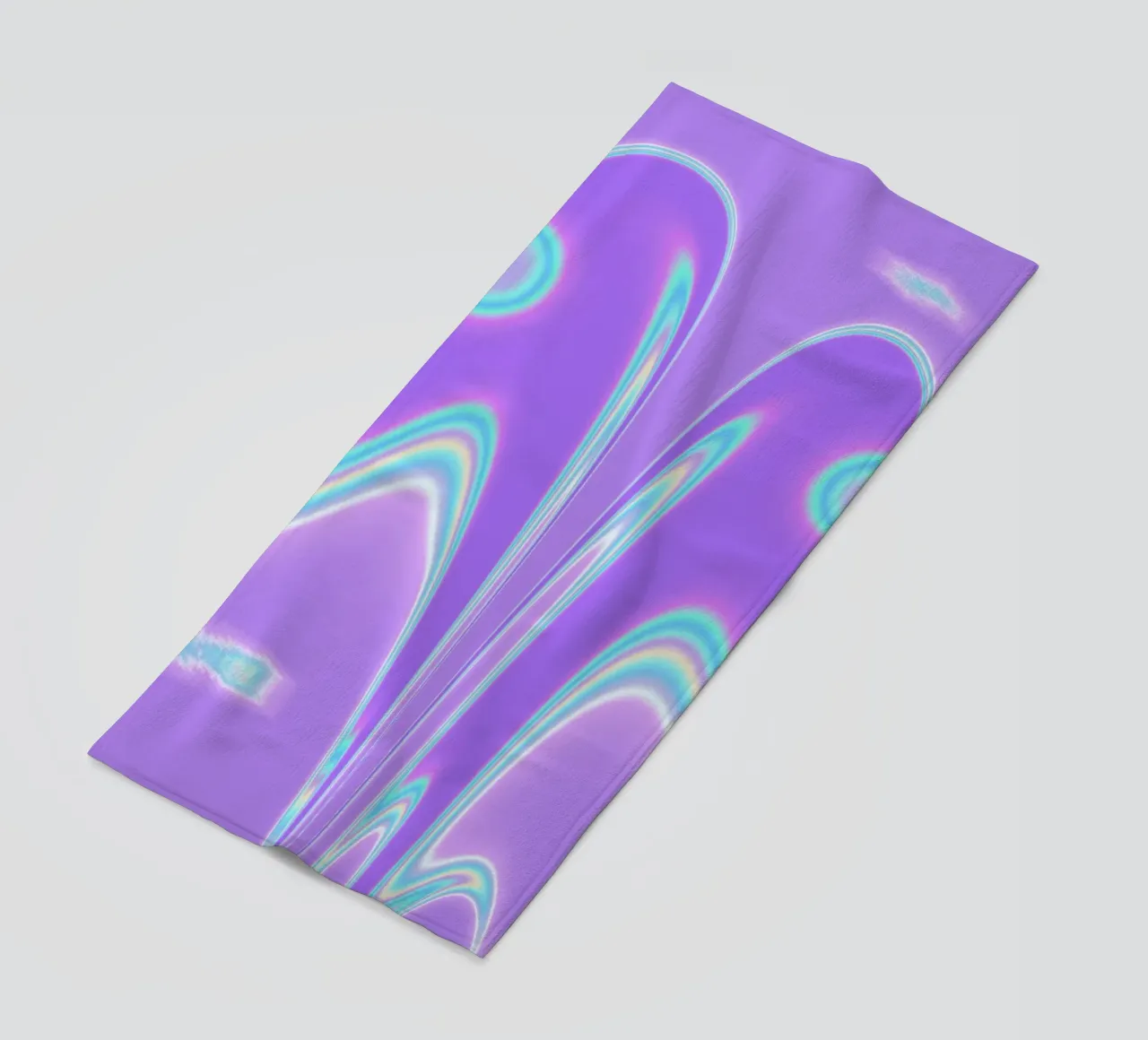 Forme a specchio in una luce iridescente telo mare da Sarah Mauriaucourt