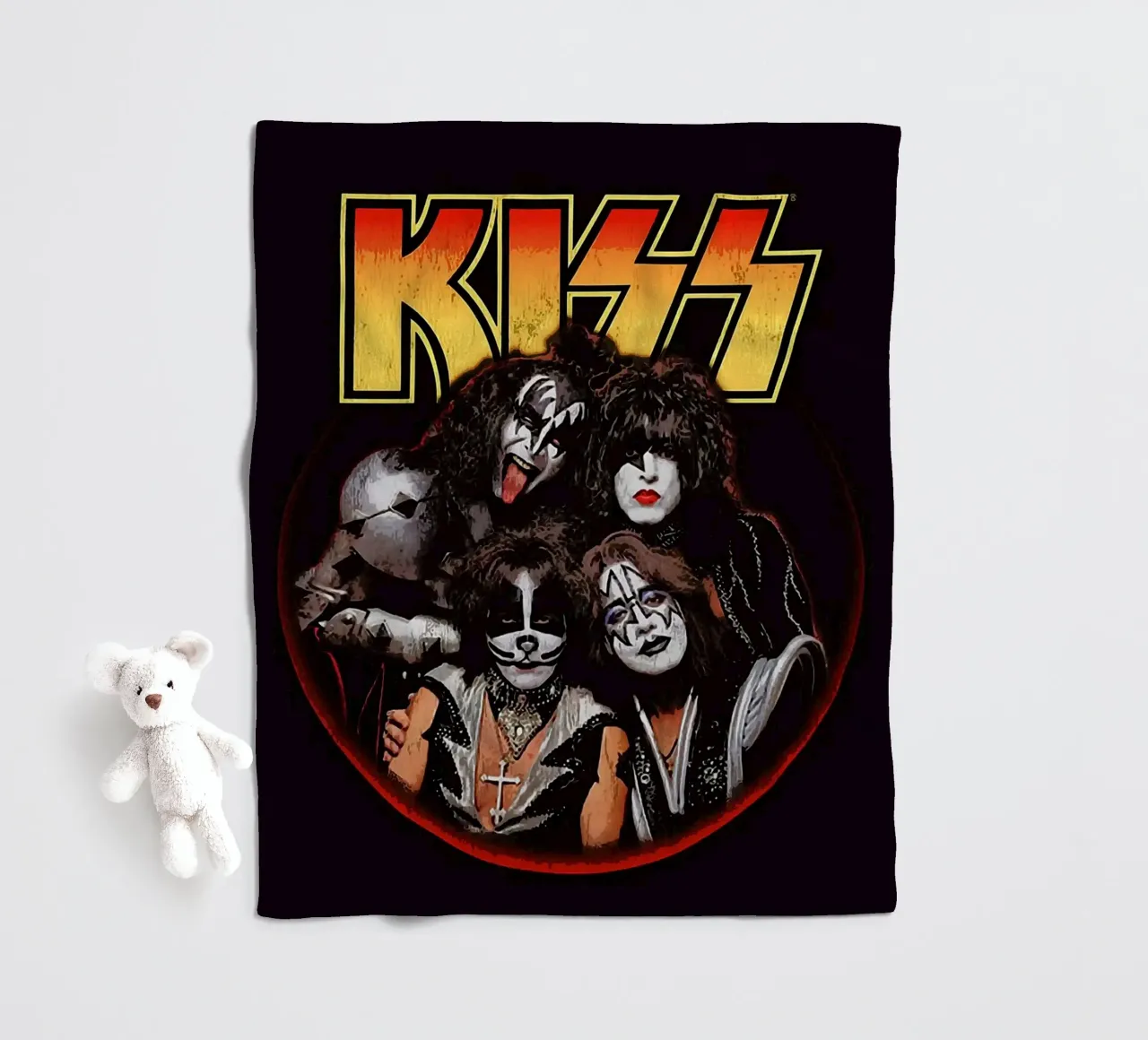 kiss fleece blanket by vanhesling