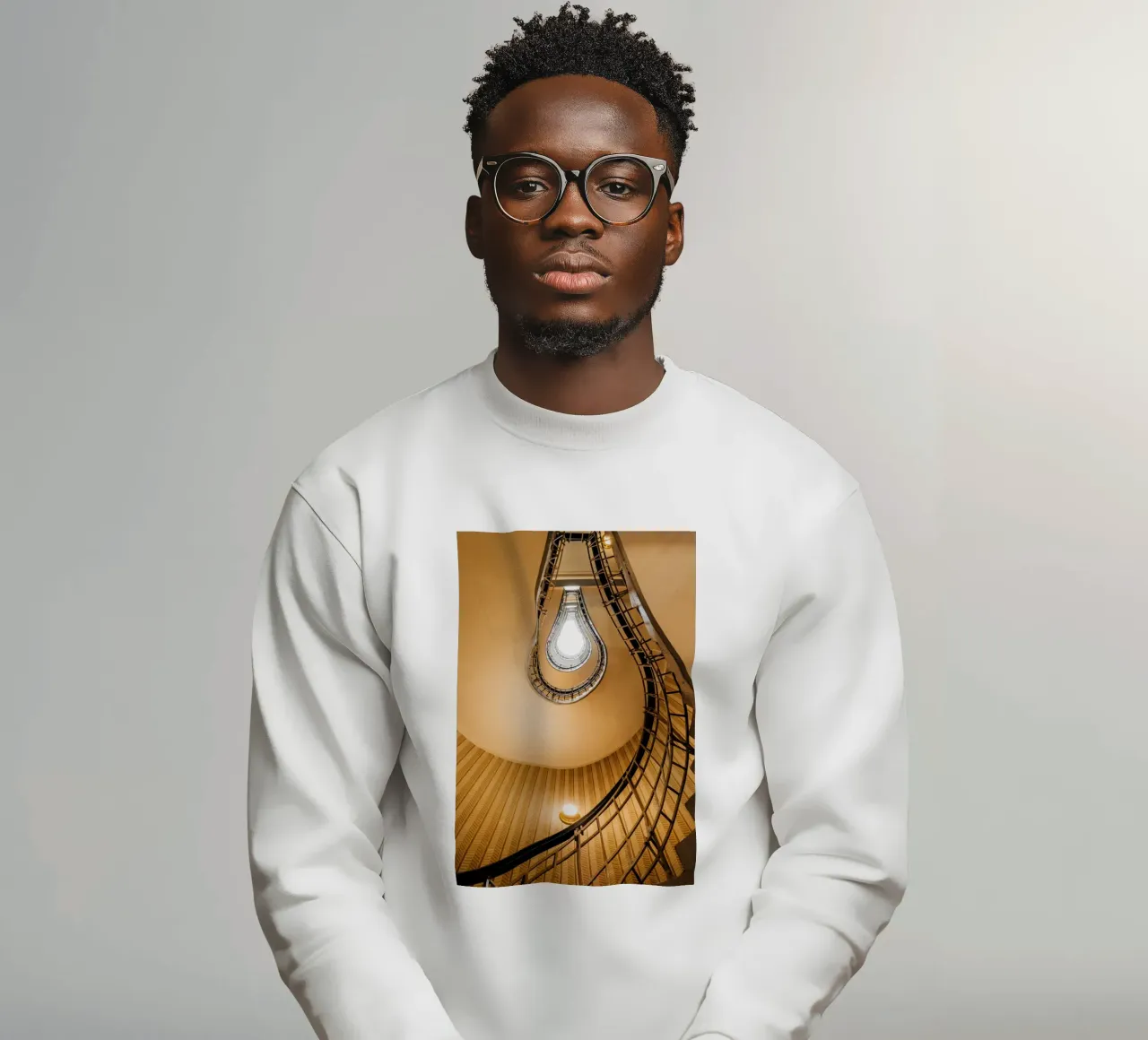 Scala a chiocciola curva a Praga, Repubblica Ceca felpa da Bold and Retro