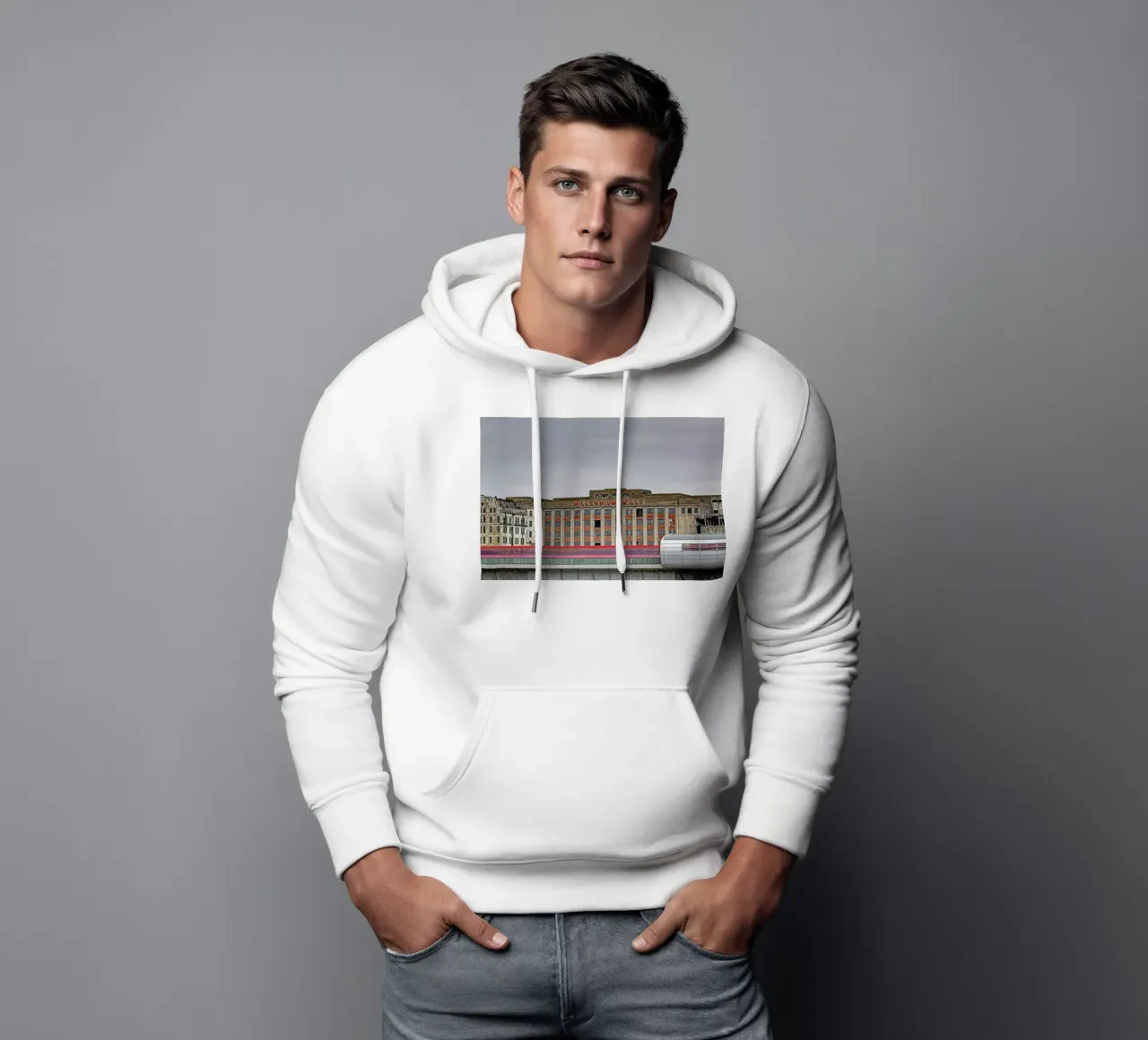 Millenium Mills felpa con cappuccio da Michael Belhadi