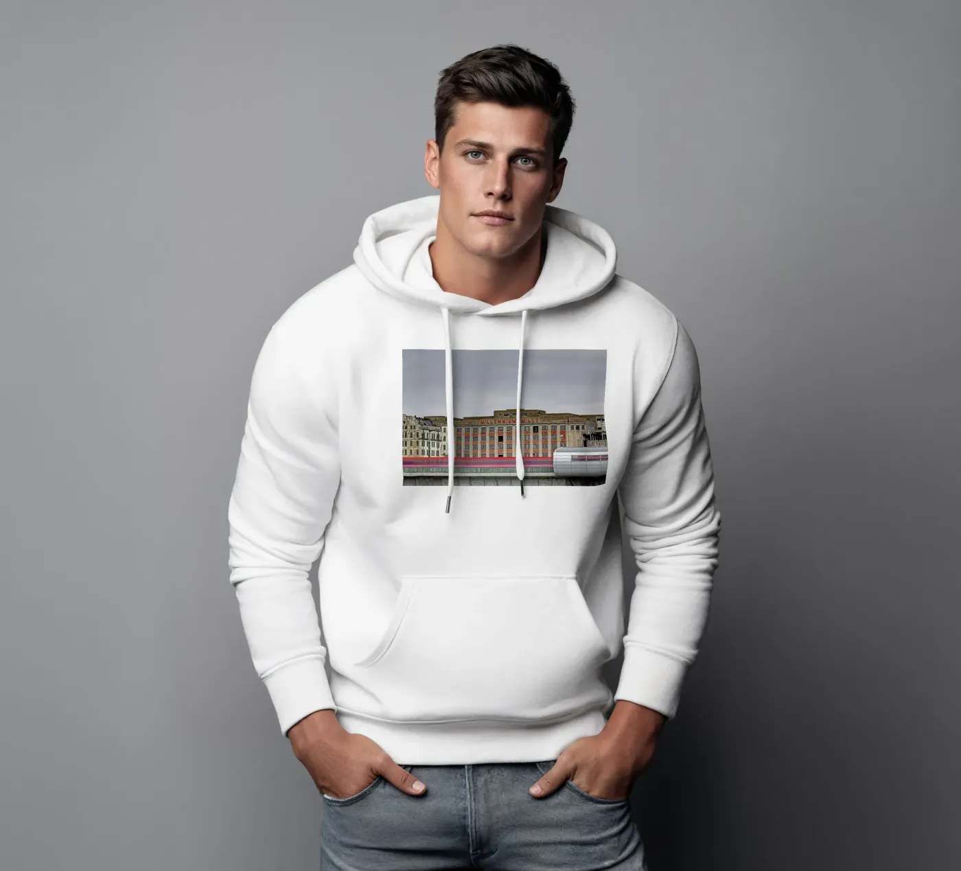 Millenium Mills felpa con cappuccio da Michael Belhadi