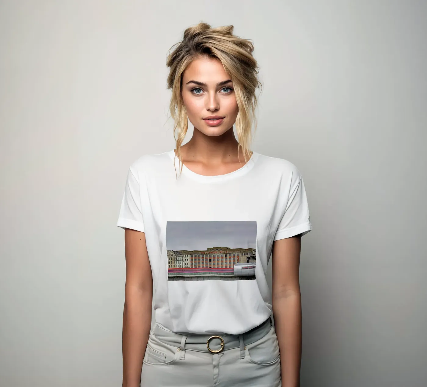 Millenium Mills t-shirt da donna da Michael Belhadi