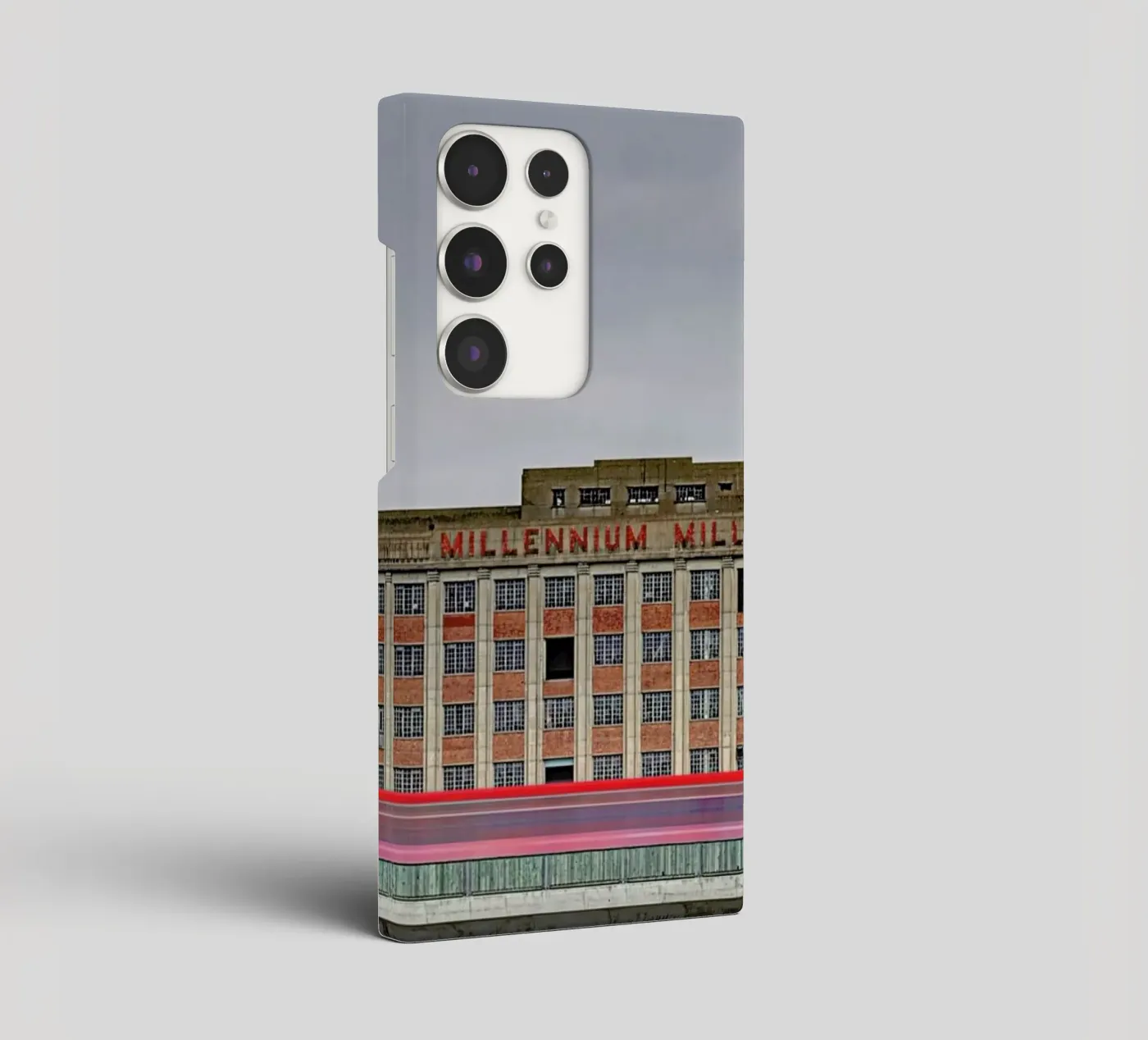 Millenium Mills cover samsung da Michael Belhadi