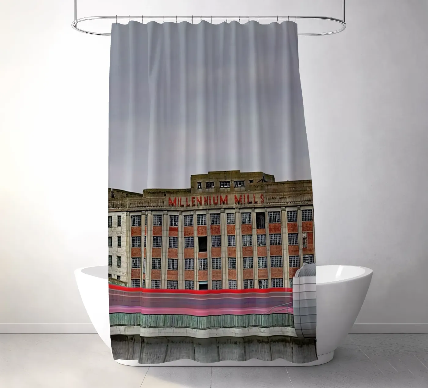 Millenium Mills douchegordijn van Michael Belhadi