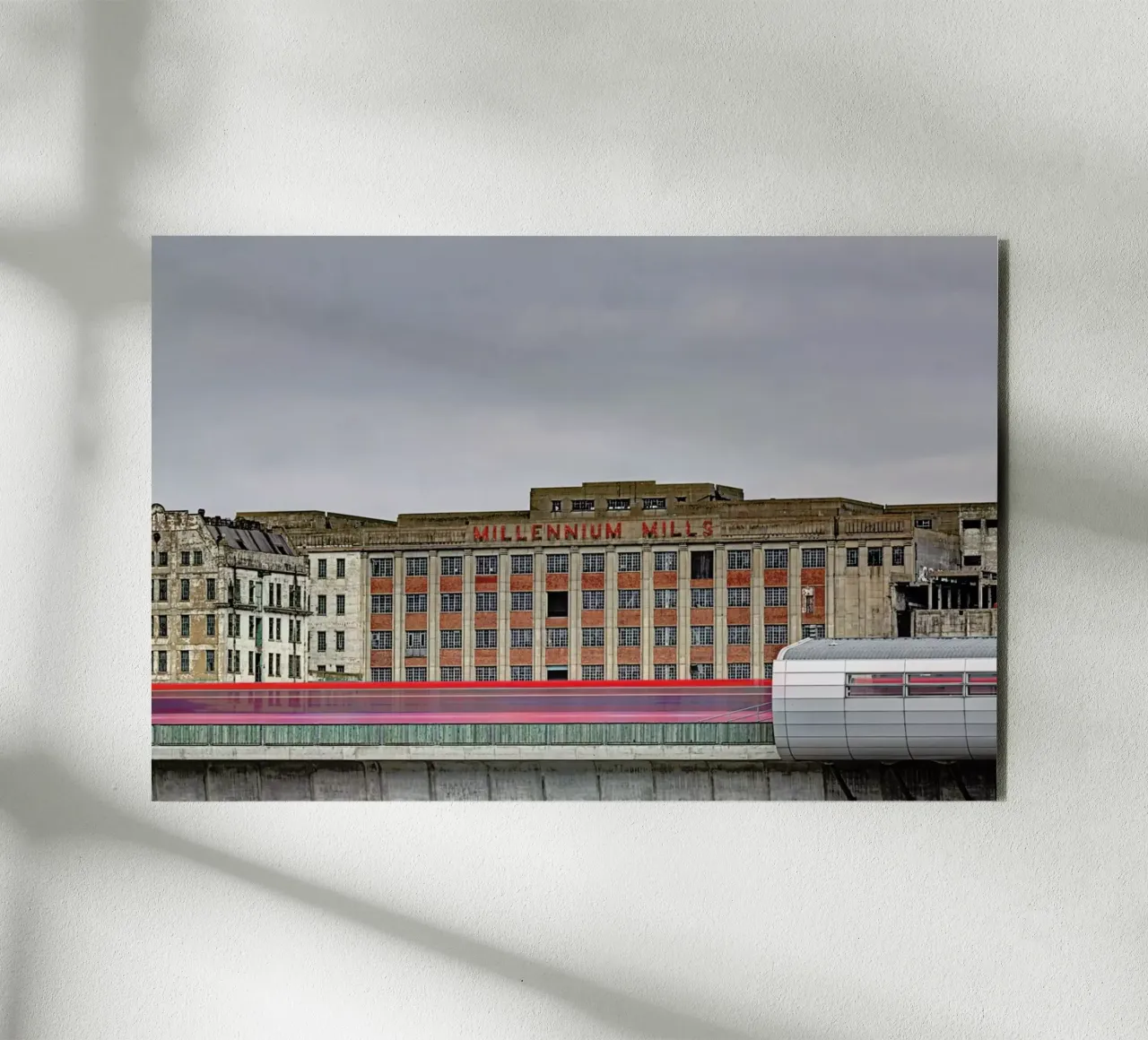 Millenium Mills alluminio dibond da Michael Belhadi