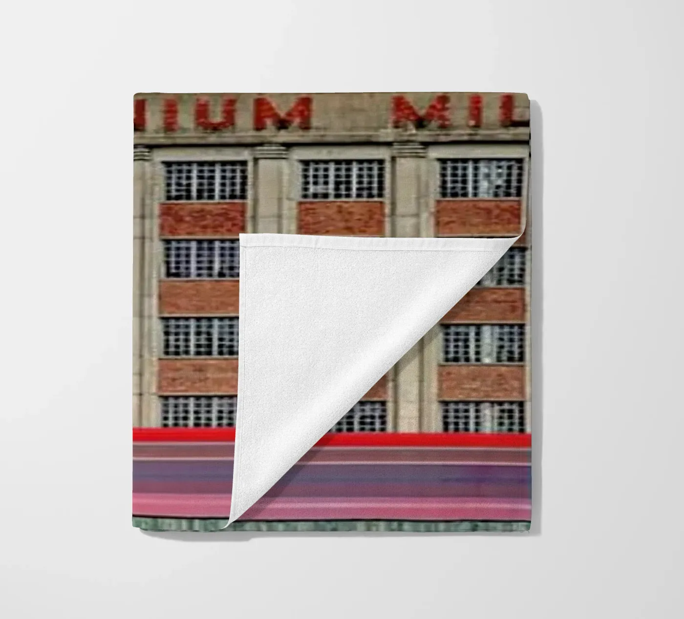 Millenium Mills Strandtuch von Michael Belhadi