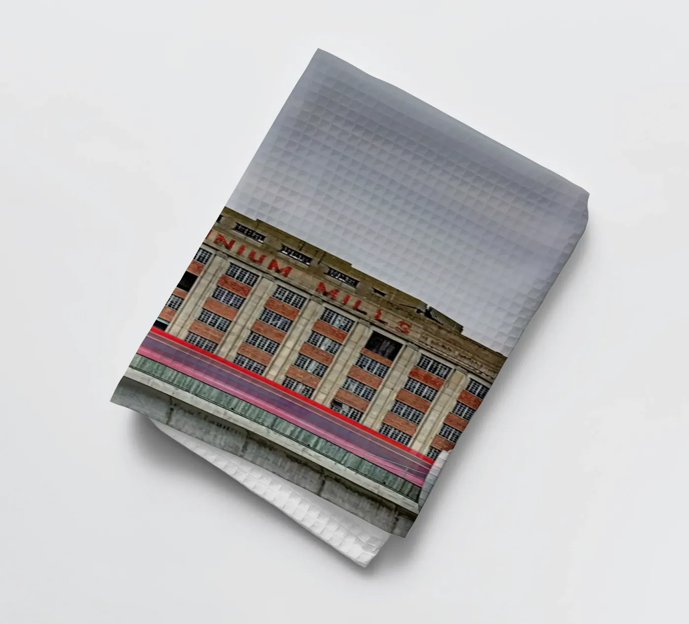 Millenium Mills torchon de Michael Belhadi