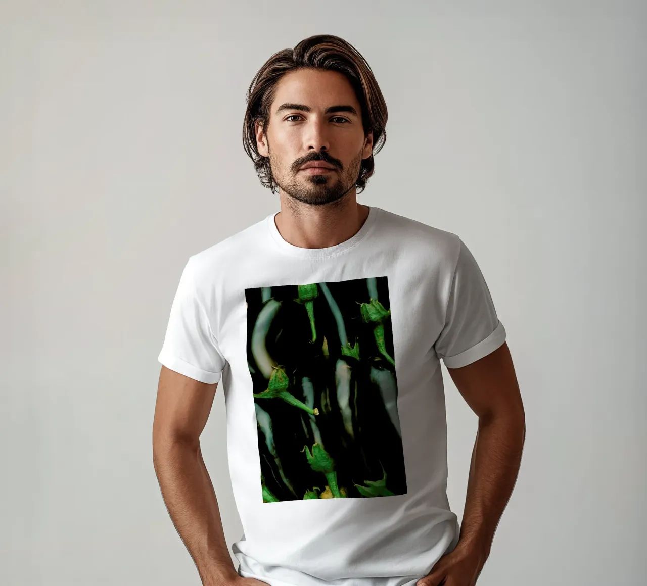 Aubergine Overload t-shirt da Sebastian Hilgetag