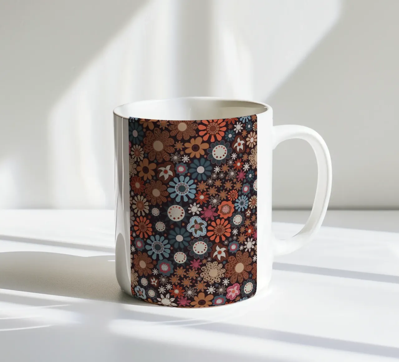 Motivo floreale invernale tazza in ceramica da gulsengunel