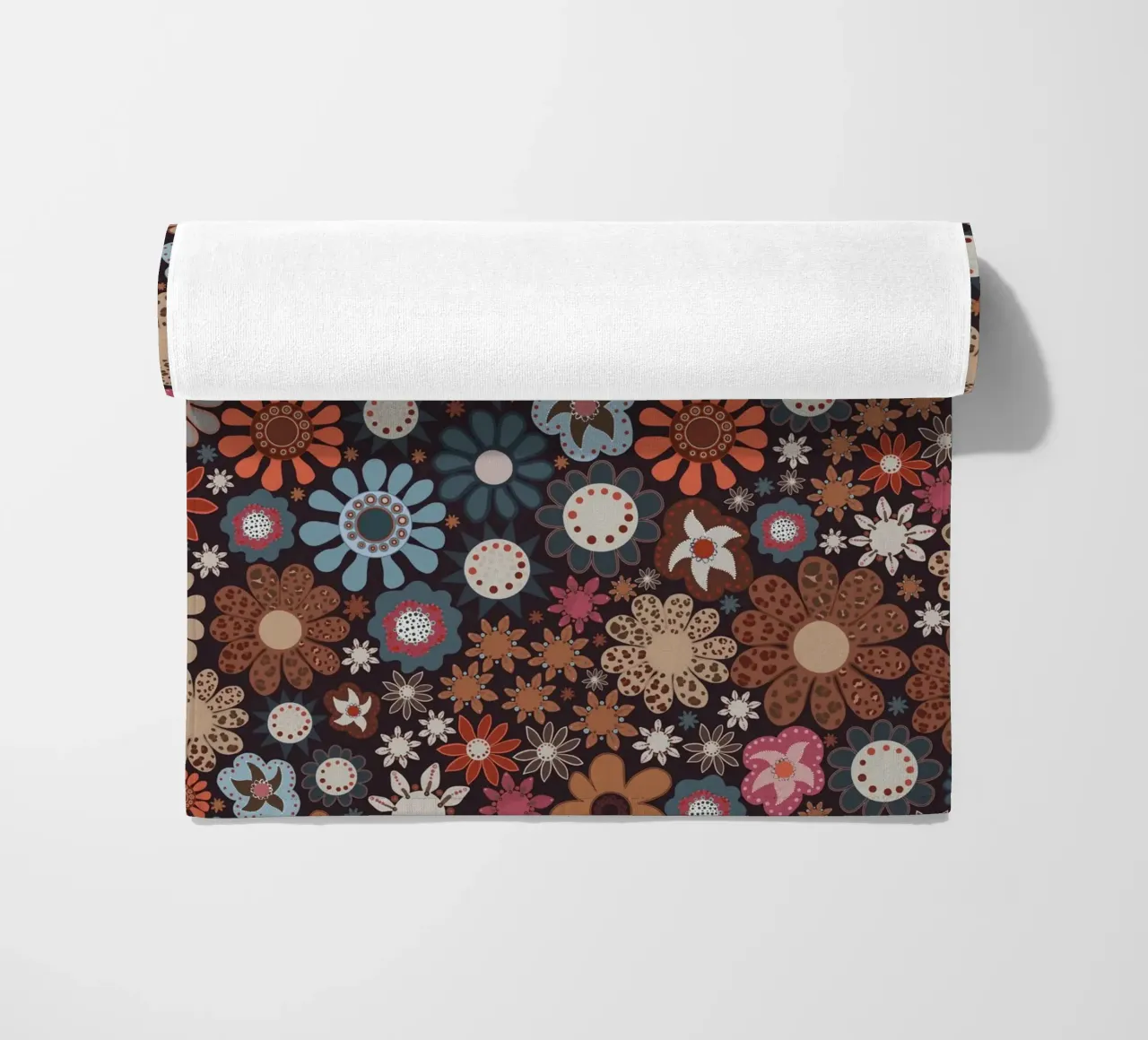 Motivo floreale invernale telo mare da gulsengunel