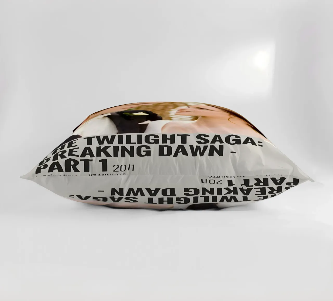 THE TWILIGHT SAGA BREAKING DAWN - PART 1 2011 cuscino da MVFminimalist