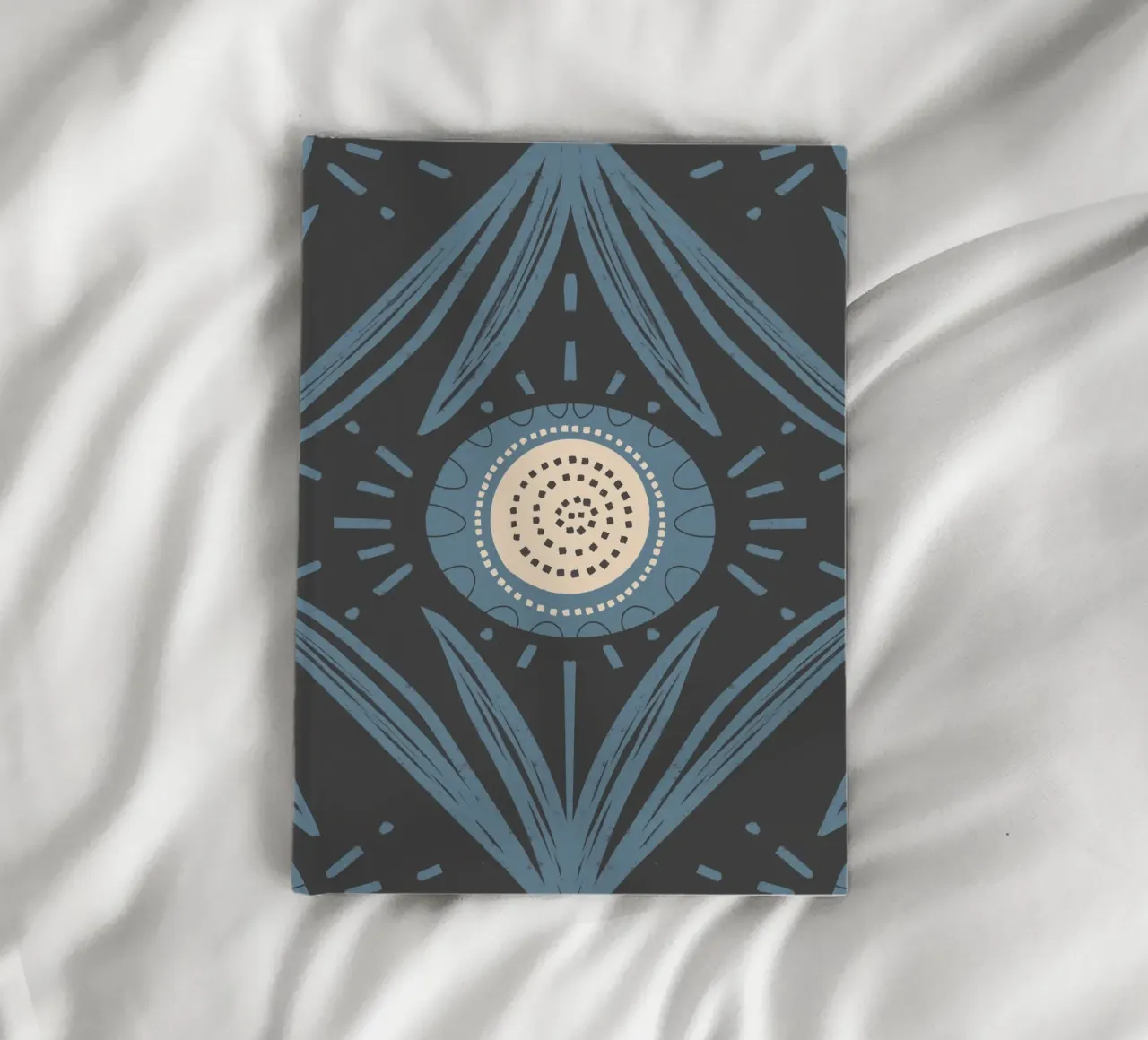 Folk Bloom Radiance - Staubblau auf Anthrazit Notizbuch von susanacosta