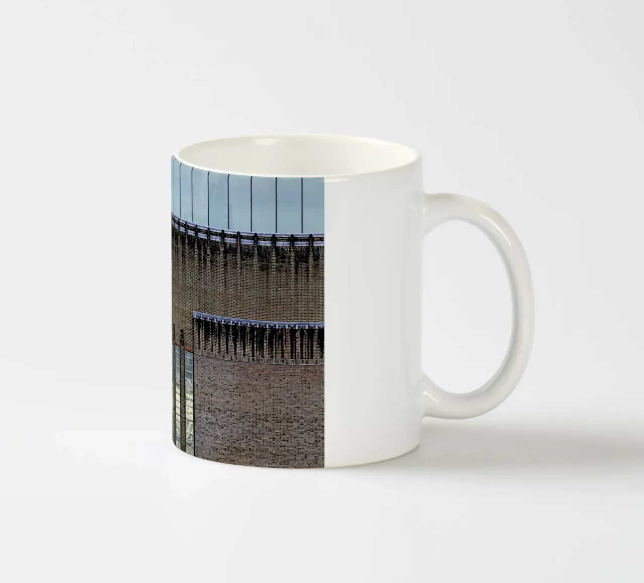 Tate Modern tazza in ceramica da Michael Belhadi