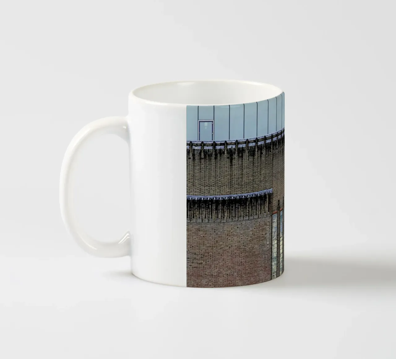 Tate Modern tazza in ceramica da Michael Belhadi