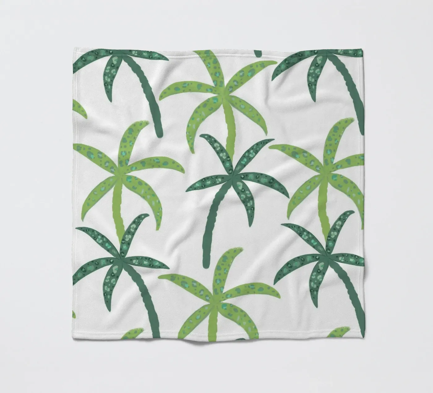 Rain forest with leopard pattern plaid polaire de gulsengunel