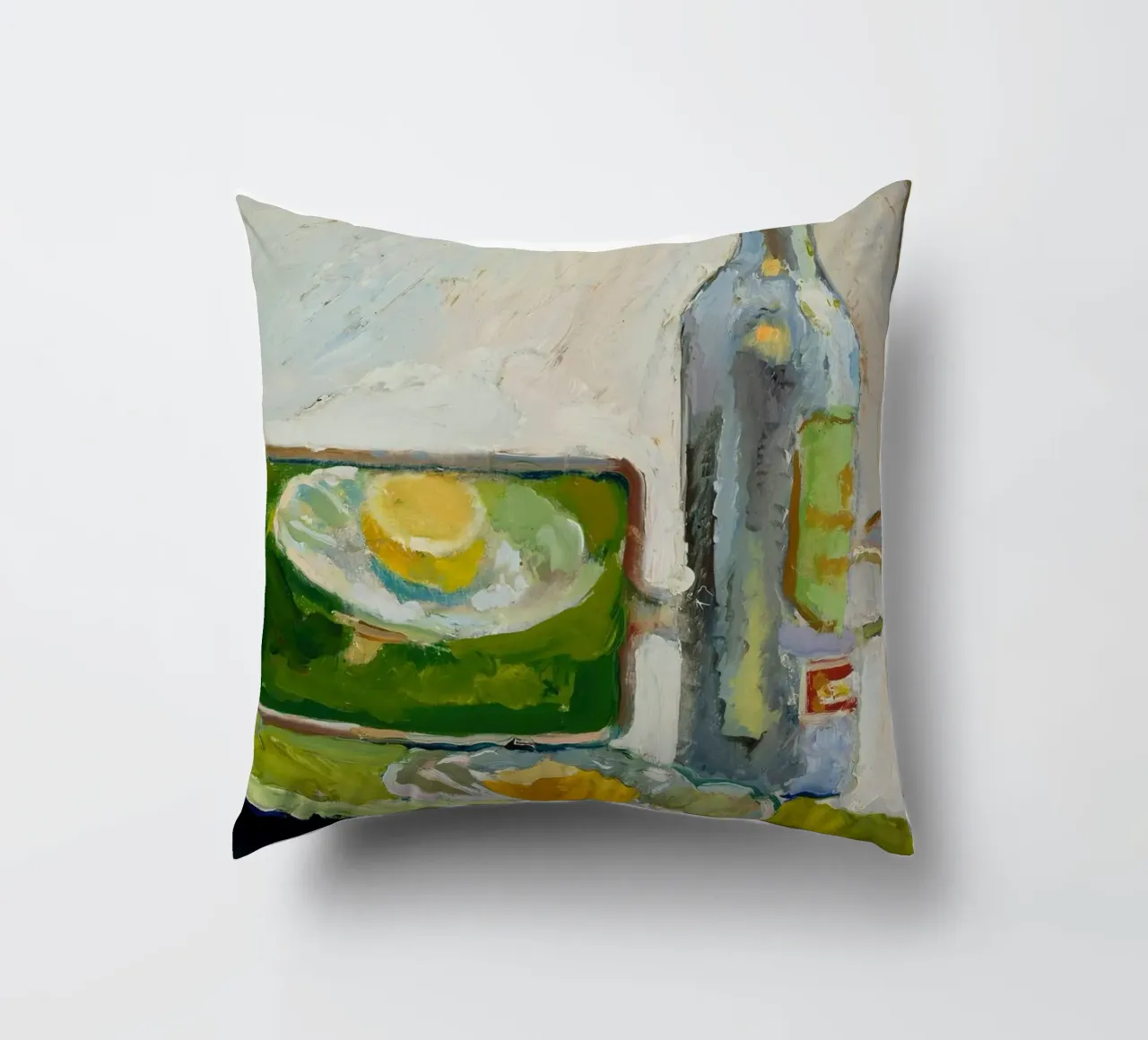 Modernes Stillleben Zitrone & Flasche - Texturierter Kunstdruck Kissen von ClubArt