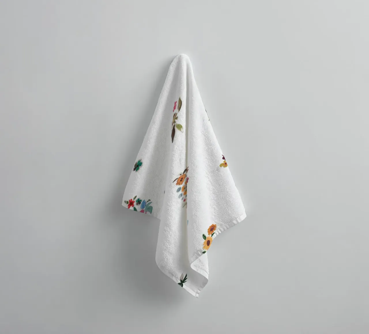 Moody ditsy flowers pattern towel by gulsengunel