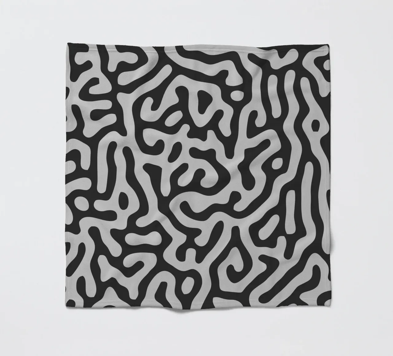 Labirinto di linee coperta in pile da Artezza