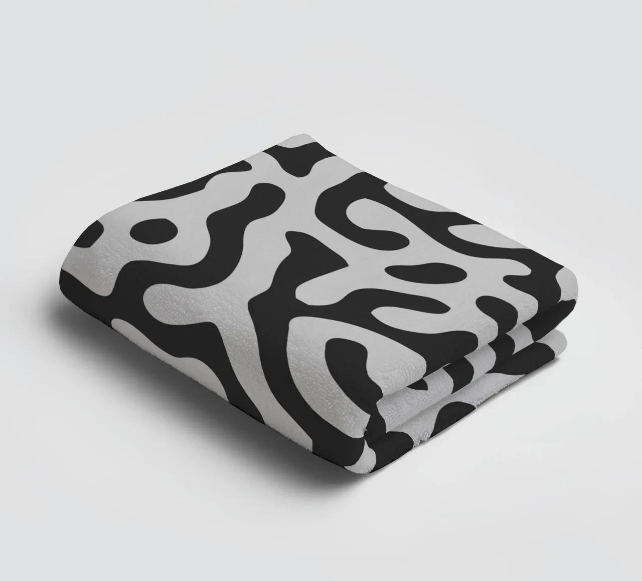 Labyrinth of lines towel by Artezza