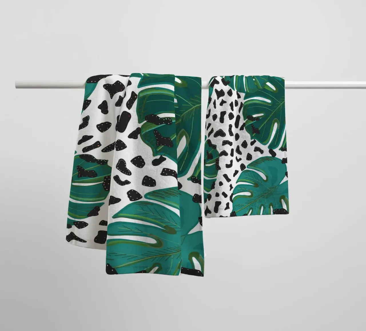Foglie di monstera con motivo leopardato asciugamano da bagno da gulsengunel