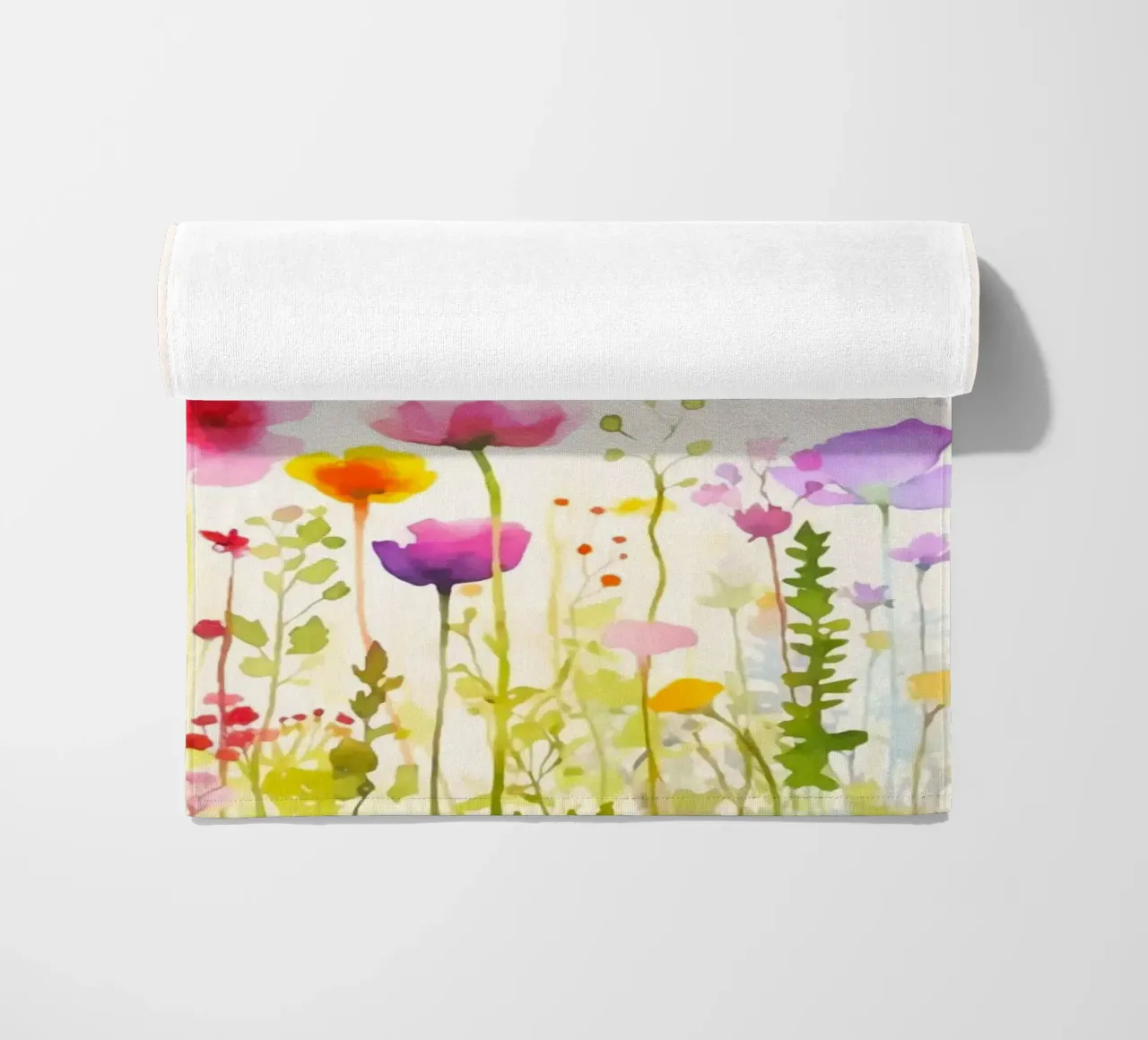 Acquerello sui fiori selvatici del prato estivo telo mare da Andrea Haase Modern Home
