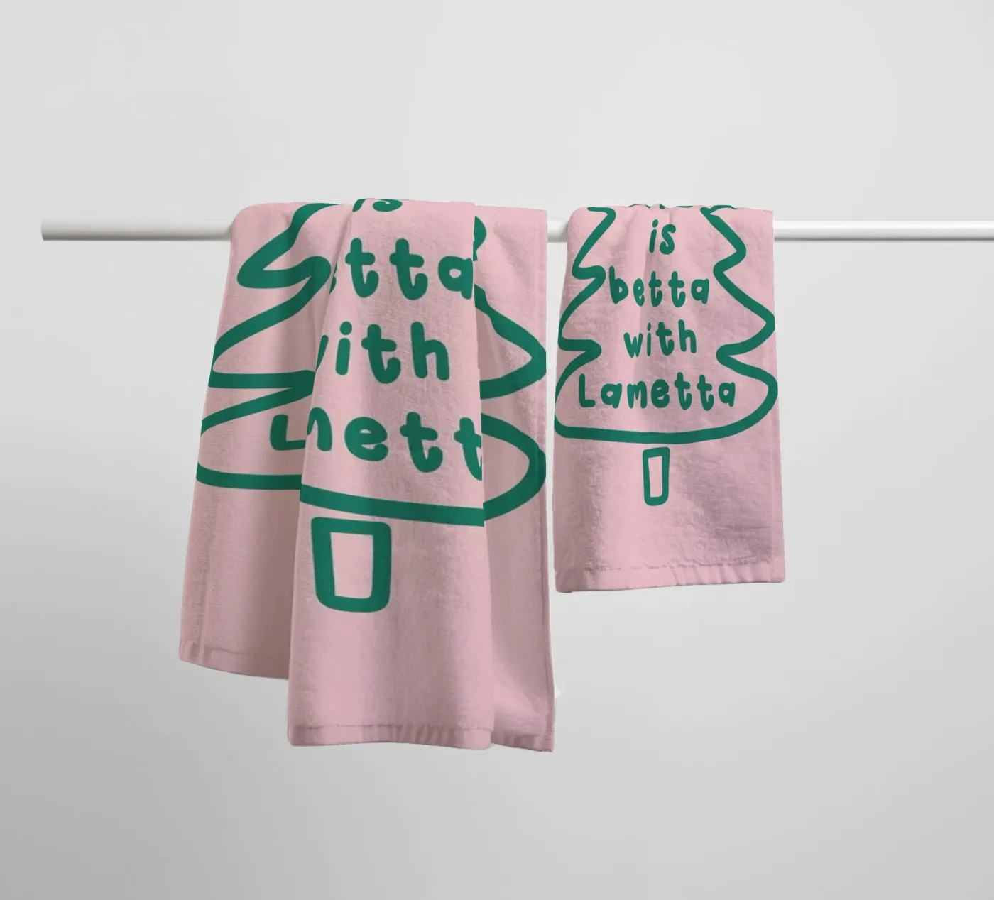 Lametta towel by XOXO Arte