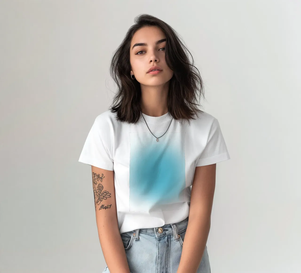 Poster astratto sereno oceano blu aura gradiente t-shirt da homdeco