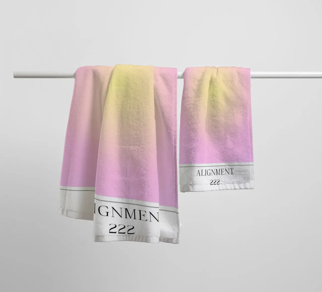 Angelo "Alignment" n. 222 Aura Rosa Giallo Gradiente 2023 asciugamano da bagno da homdeco