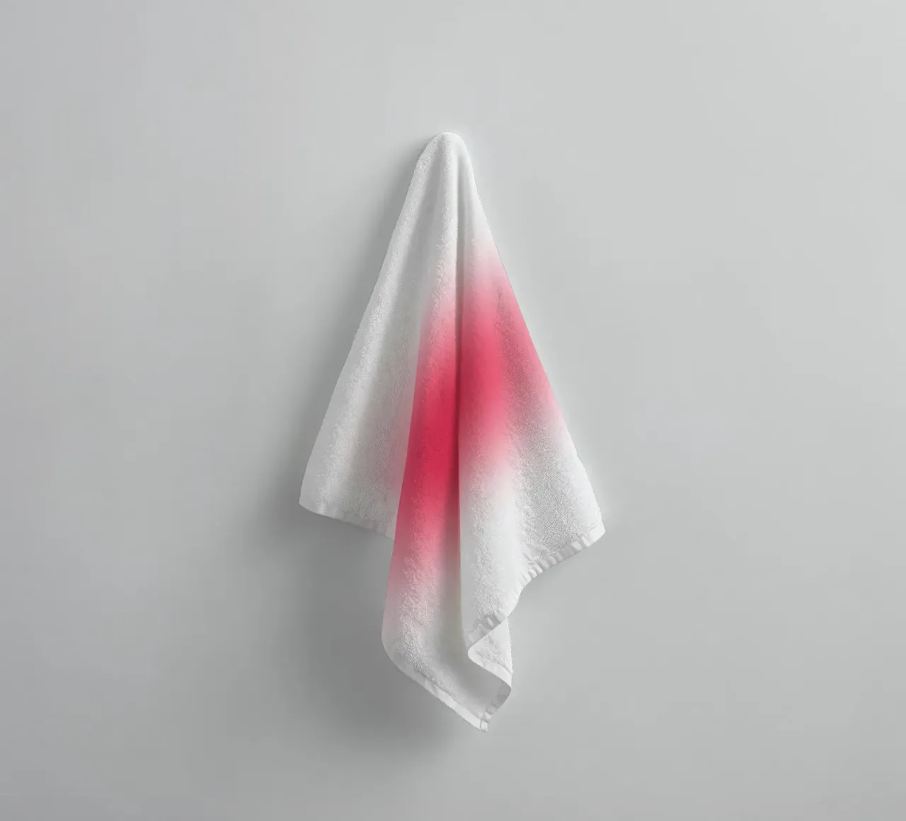 Vibrierende Fuchsia Rosa Aura Gradient Abstrakte Kunst drucken Handtuch von homdeco