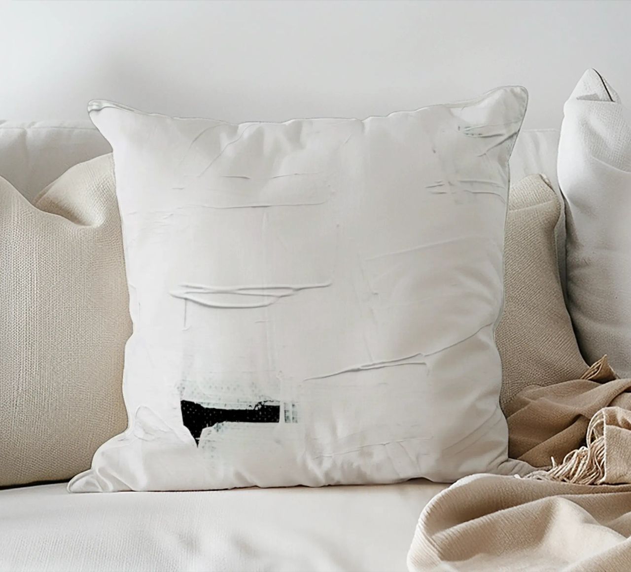 Minimal White Abstract cuscino da Ingrid Beddoes