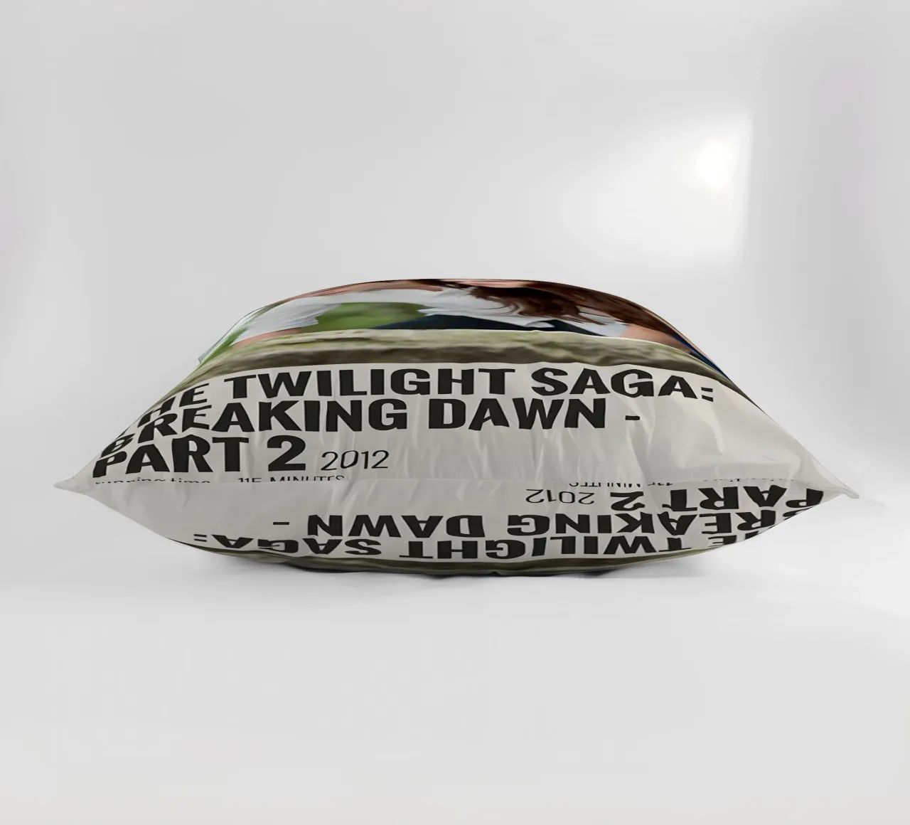 THE TWILIGHT SAGA BREAKING DAWN - PART 2 2012 cuscino da MVFminimalist