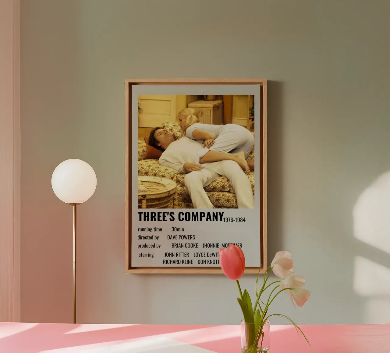 THREE'S COMPANY1976-1984 tela con Cornice a cassetta da MVFminimalist