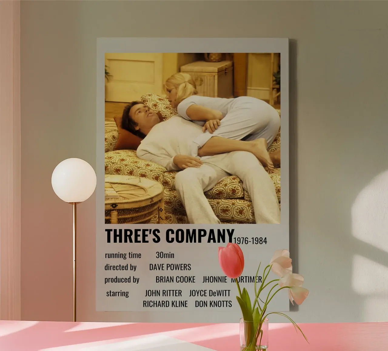 THREE'S COMPANY1976-1984 tela con Cornice a cassetta da MVFminimalist