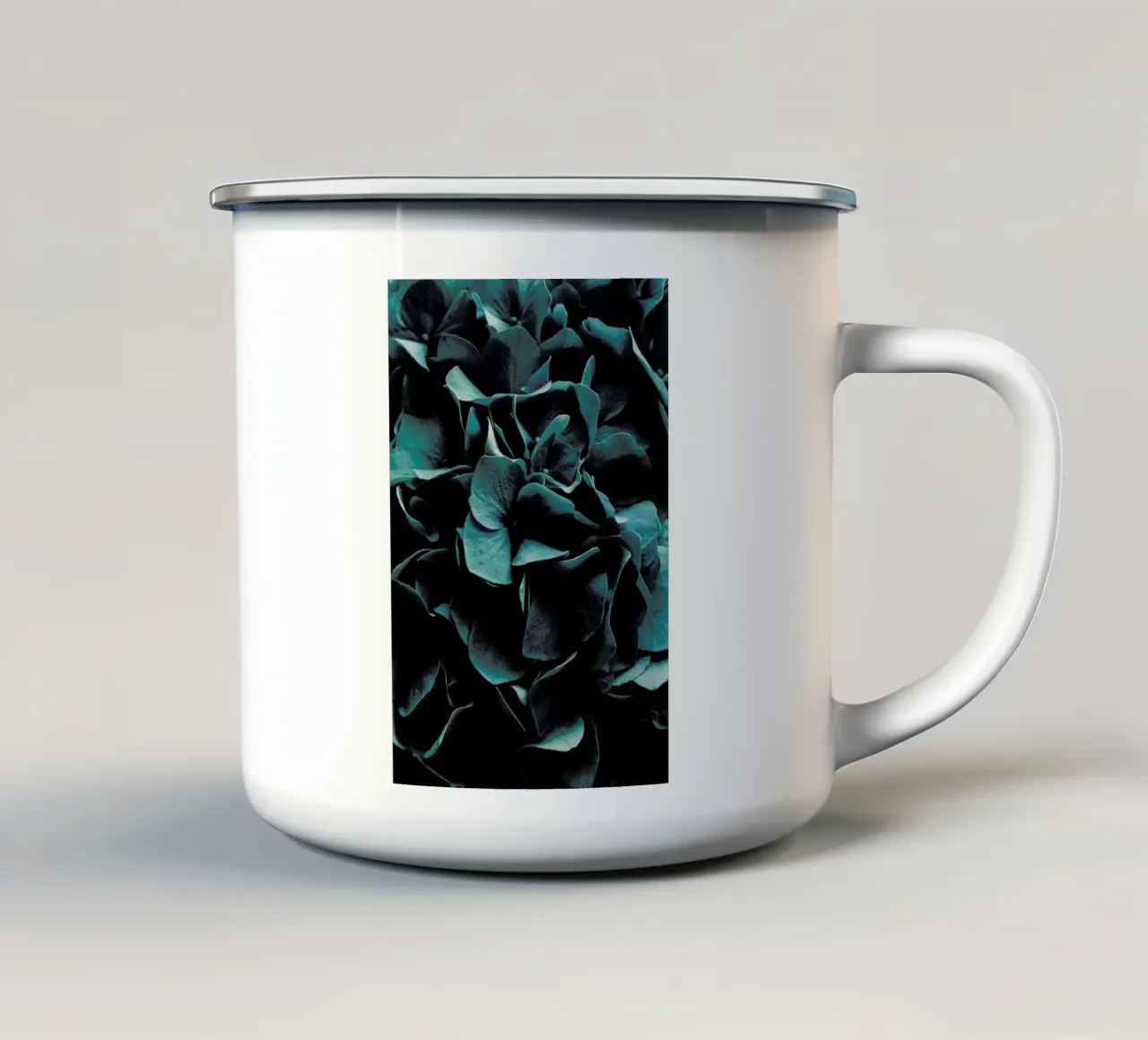 Cold Blossoms tazza in smalto da Sebastian Hilgetag