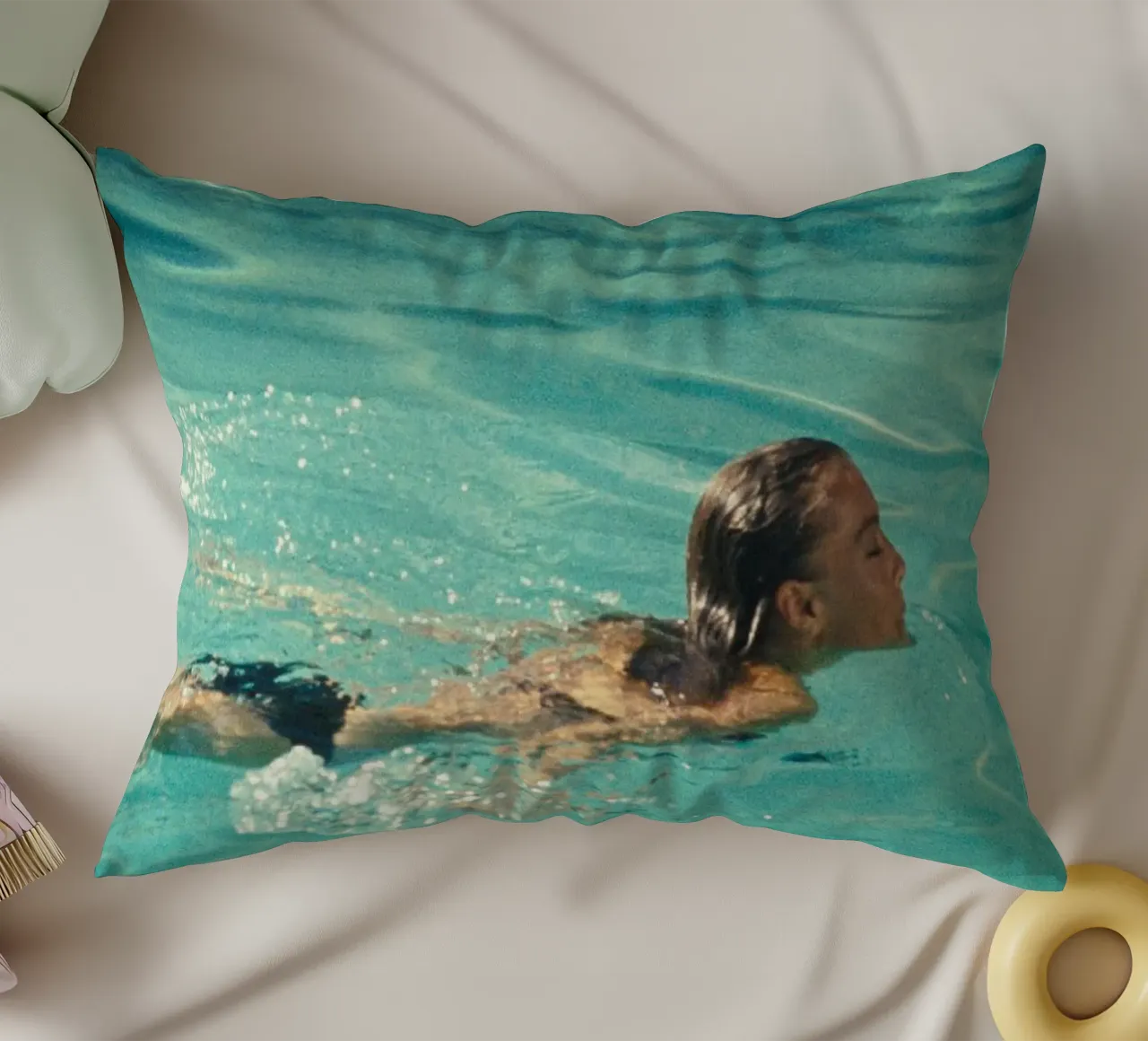 Nuotatore La Piscine cuscino da Queenshop