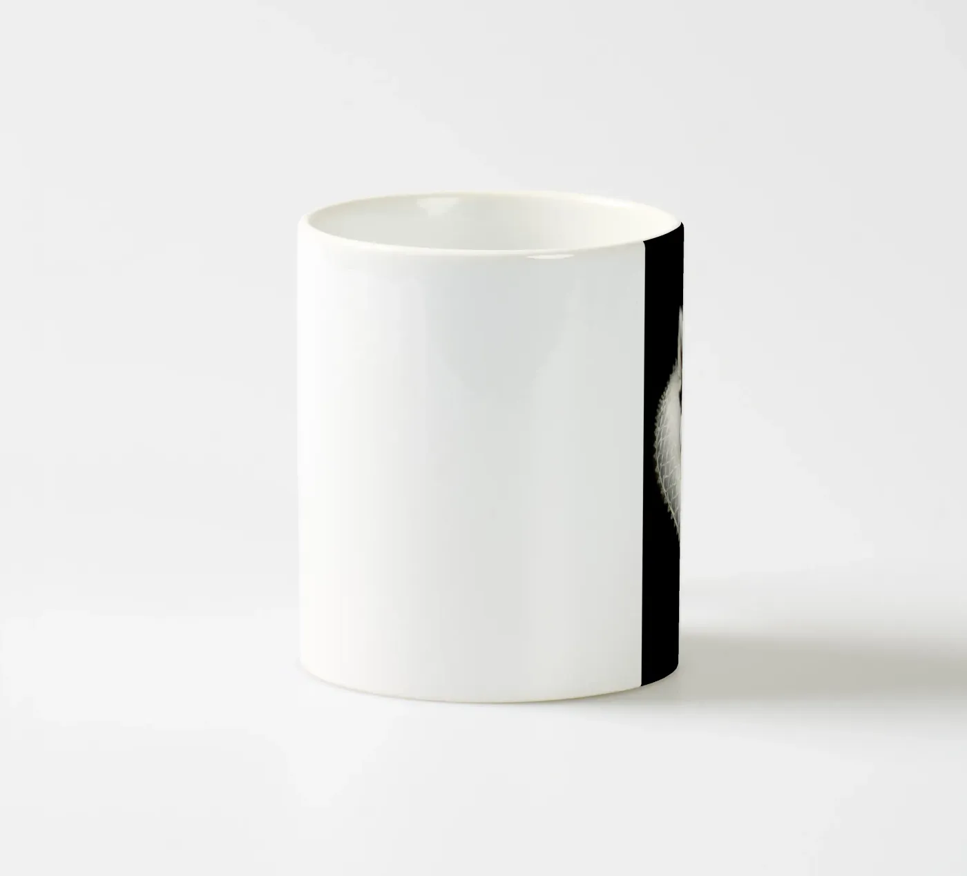 Simone ceramic mug by Tein Lucasson