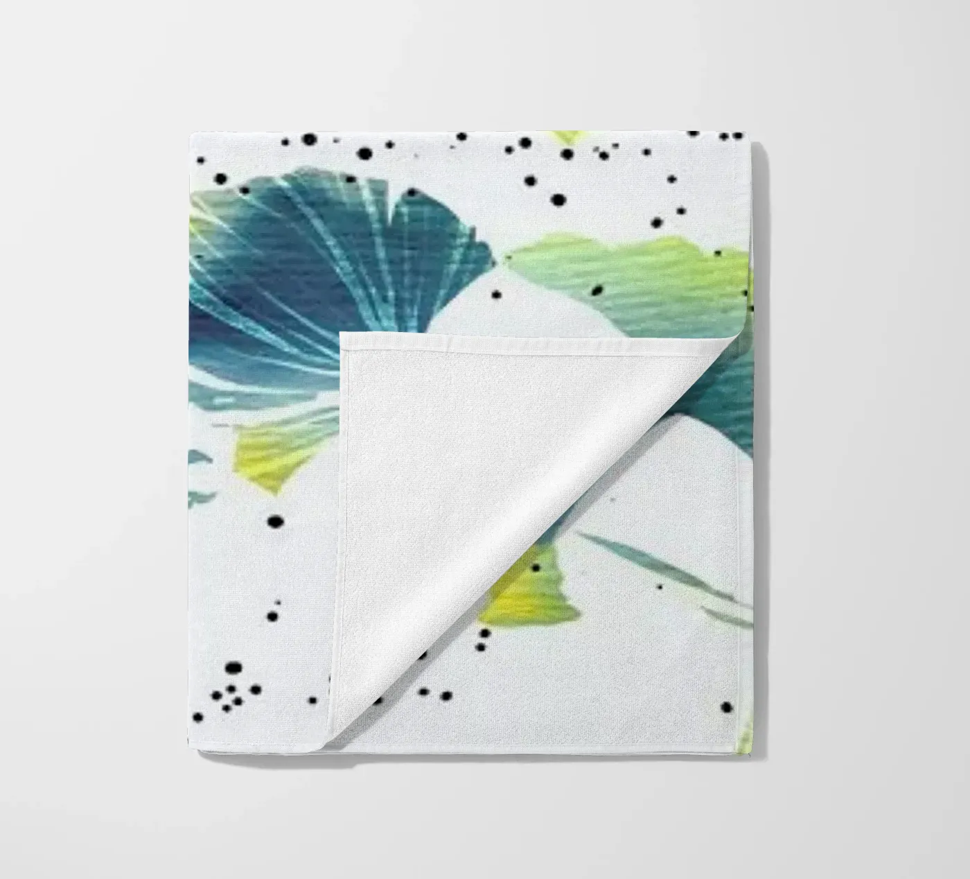 Simon beach towel by youdesignme