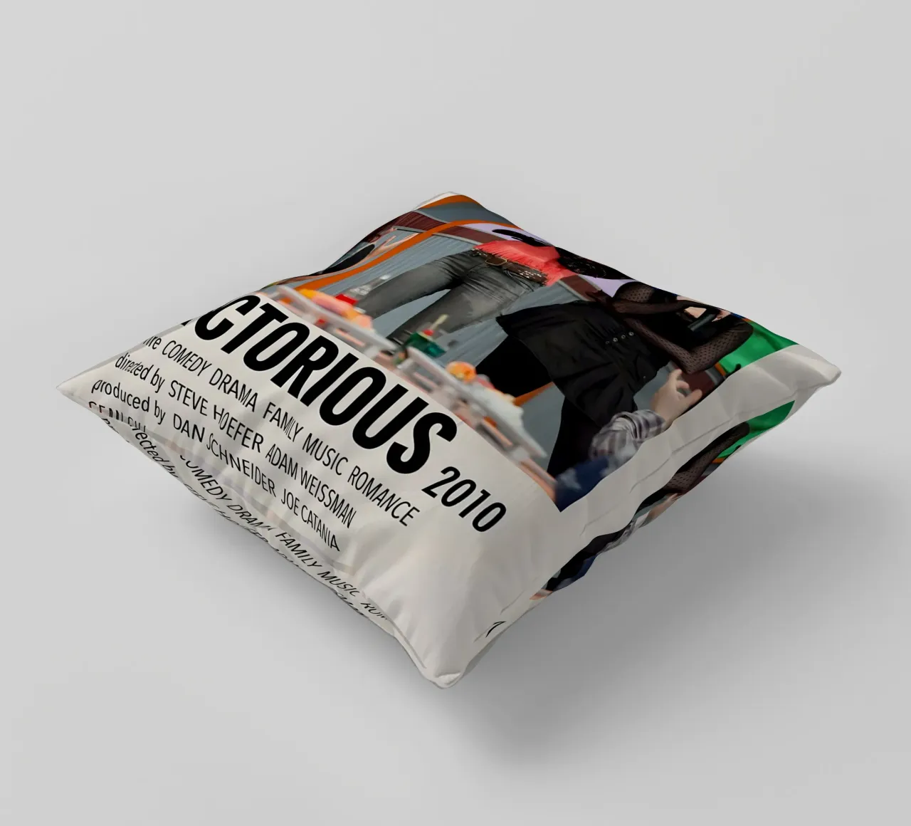 VICTORIOUS 2010 cuscino da MVFminimalist