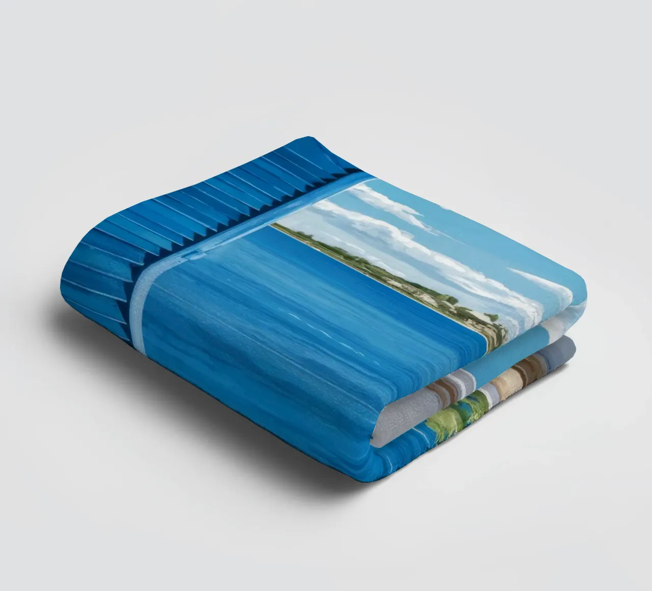 Blaue Jalousie Meer Handtuch von FadeAura
