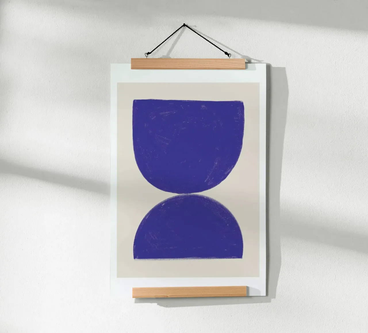 Rumi Blue poster con telaio in alluminio da Mottos by Sinan Saydik