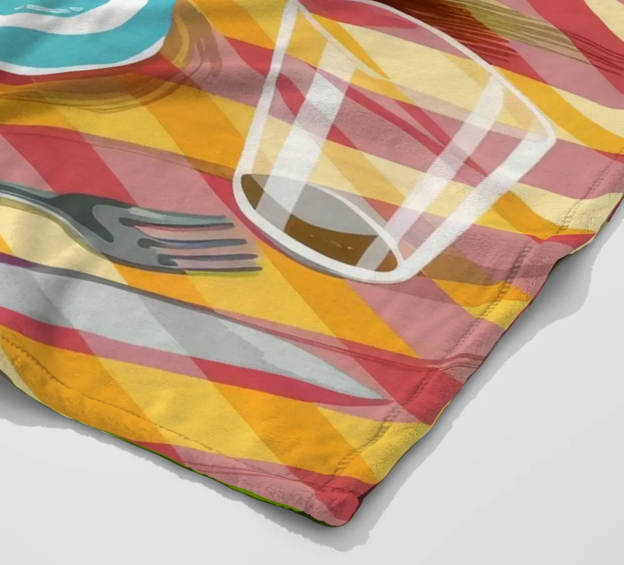 Caffè Croissant Gingham coperta in pile da Muse Artworks