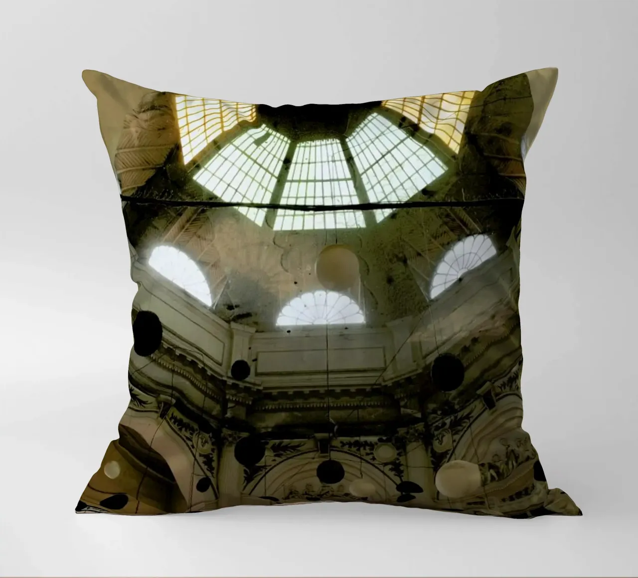Dome And Balls cuscino da Sebastian Hilgetag
