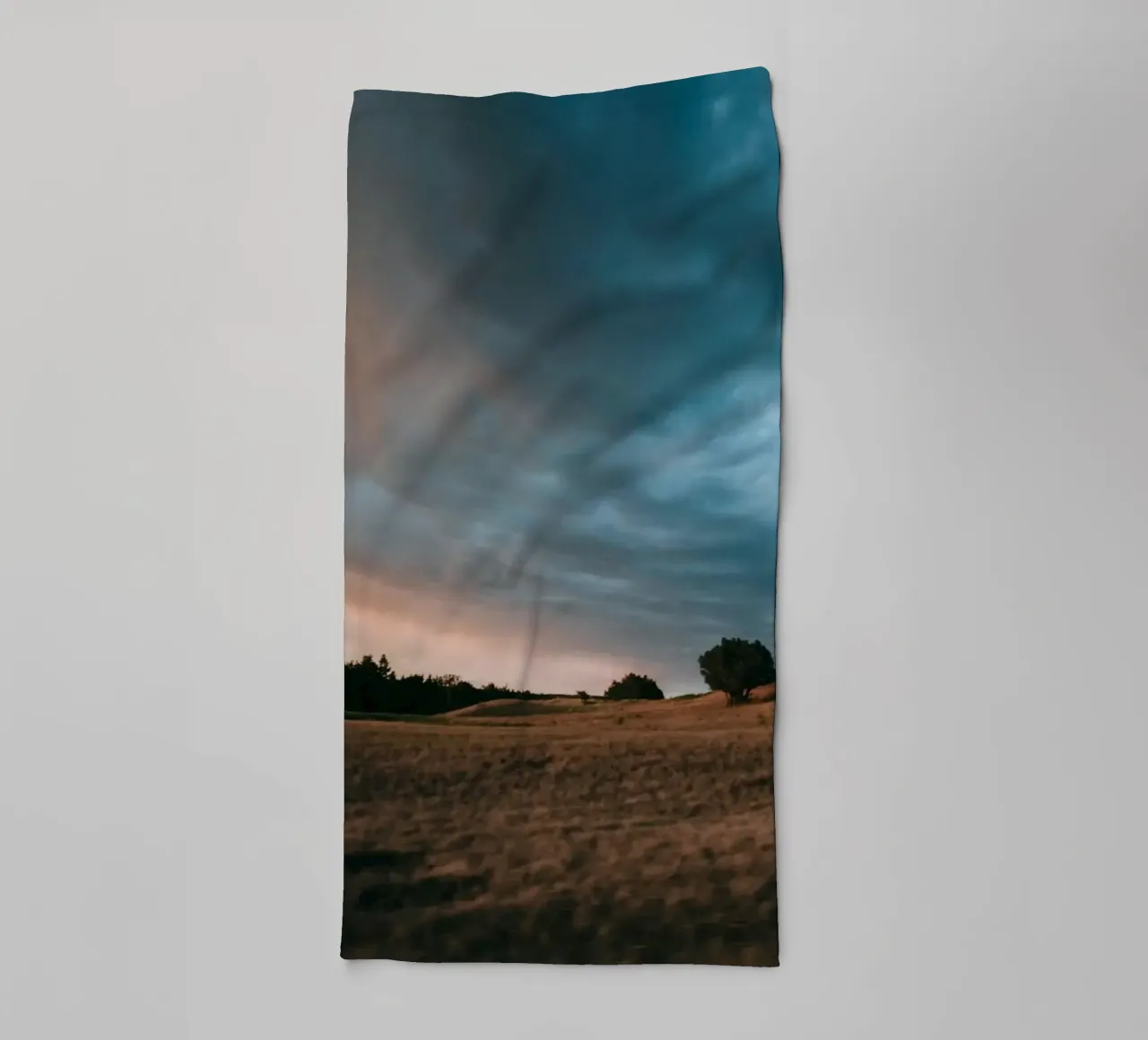 Himmelssturm Handtuch von home of clouds